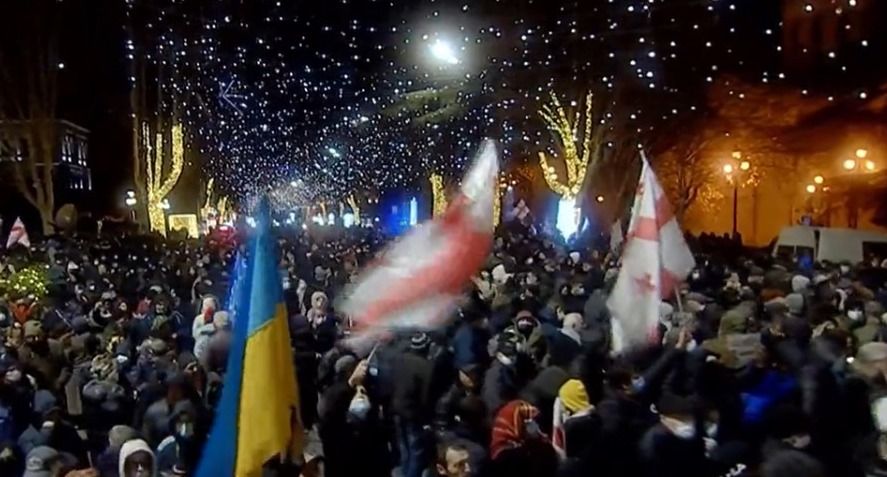 მიხეილ სააკაშვილის გათავისუფლების მოთხოვნით მასობრივი შიმშილობის აქცია იწყება