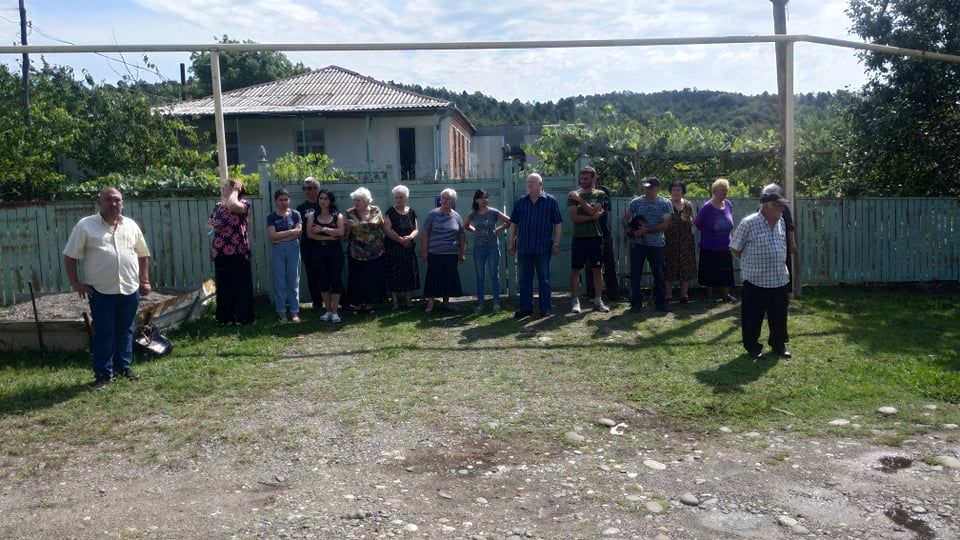 “წყალი არ გვაქვს, მაგრამ გადახდის ქვითრები მოგვდის”- წყალტუბოს სოფელ ბანოჯას მოსახლეობამ აქცია გამართა