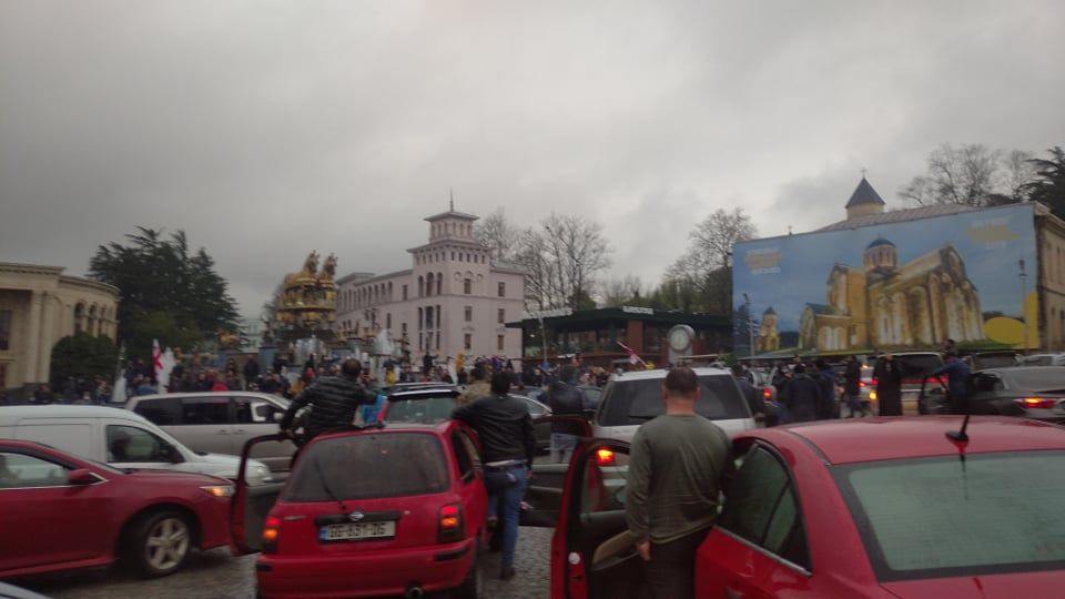 ნამახვანჰესის“ მოწინააღმდგეებმა ქუთაისში მსვლელობა მოაწყვეს