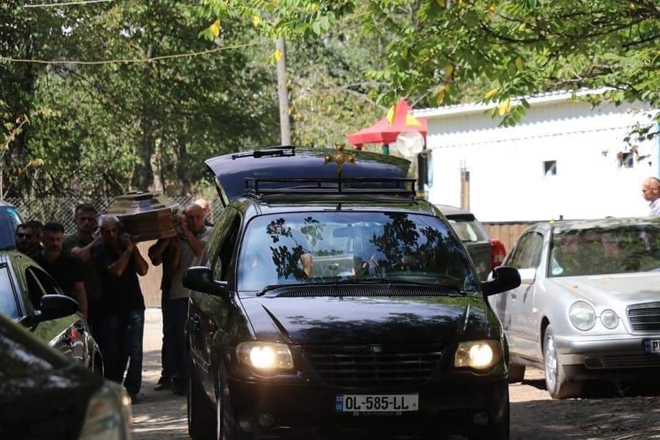ონში 3 აგვისტოს გარდაცვლილები დაკრძალეს