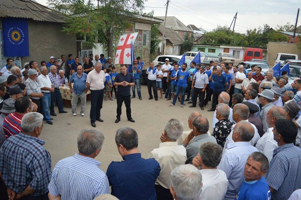 „ქართული ოცნების“ ქვემო ქართლის  დეპუტატობის კანდიდატები მოსახლეობასთან შეხვედრებს  განაგრძობენ (R)
