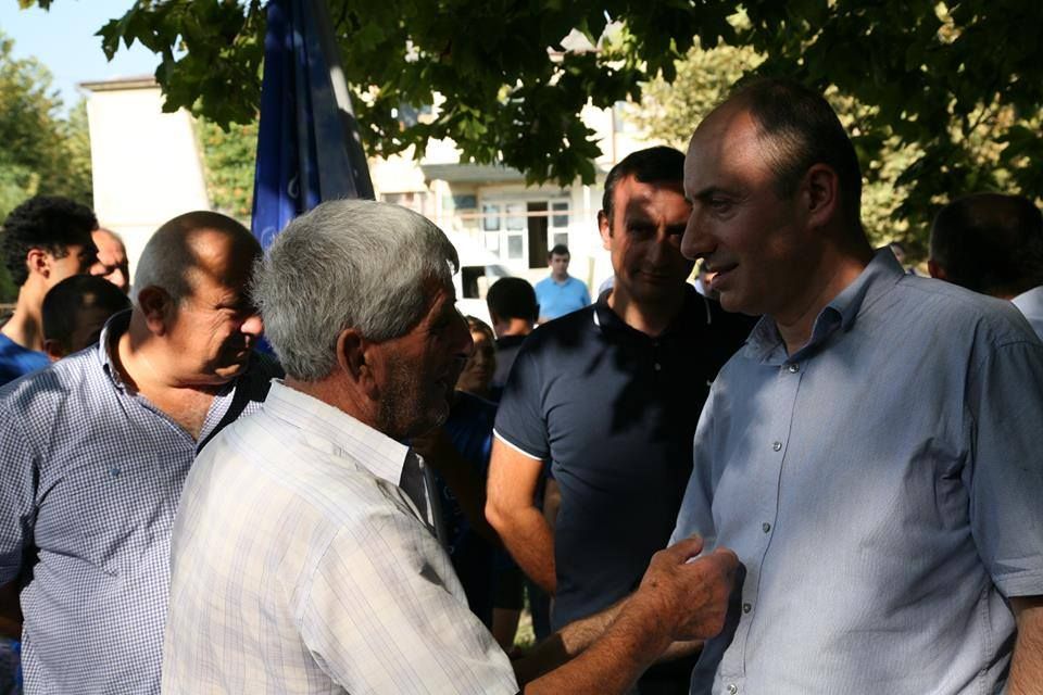 ახმეტისა და ლაგოდეხის მაჟორიტარი დეპუტატობის კანდიდატები მოსახლეობას შეხვდნენ(R)