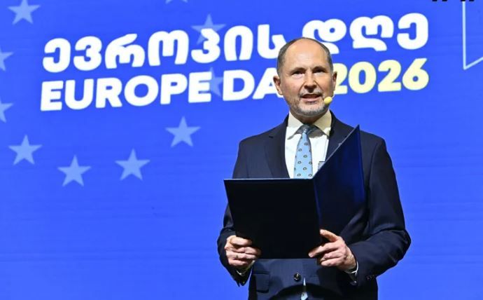 „დღეს ვზეიმობთ ევროპის ერთიანობას და ჩვენს მრავალწლიან მეგობრობას საქართველოსთან“ –  ევროკავშირის ელჩი