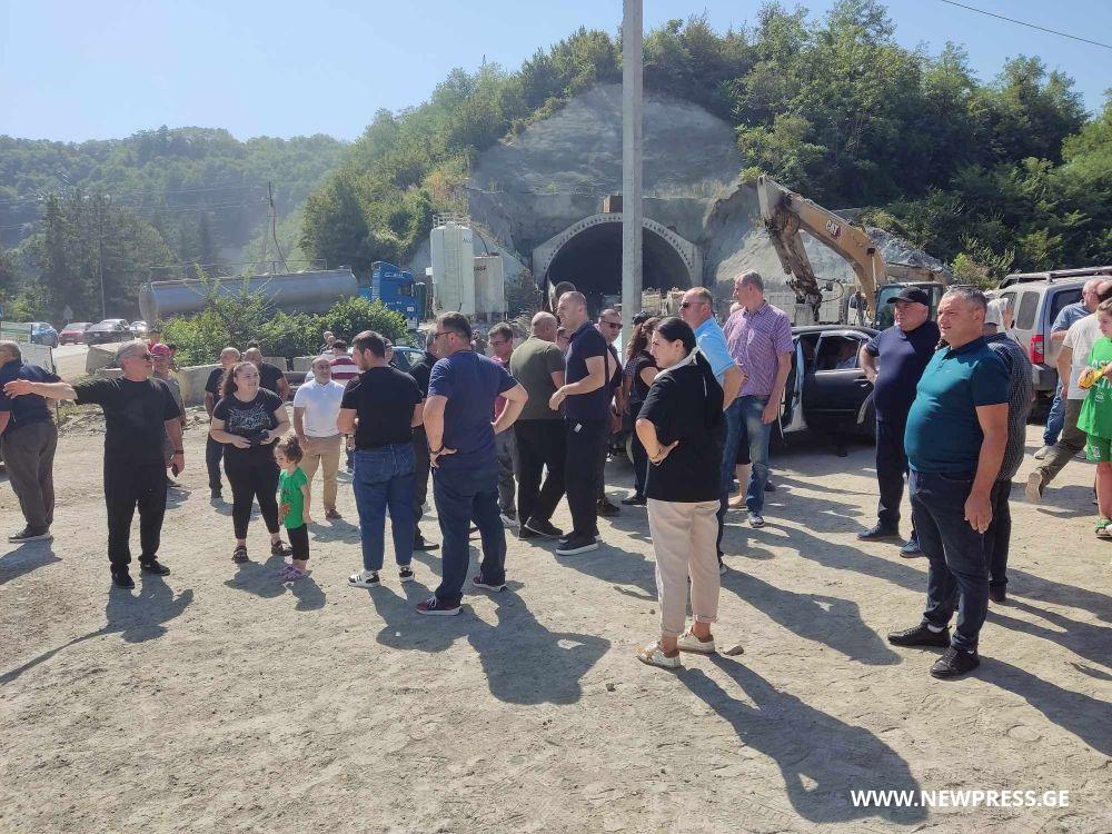 რიკოთის უღელტეხილზე მიმდინარე სამუშაოებთან დაკავშირებით ენმ გამოძიების დაწყებას მოითხოვს