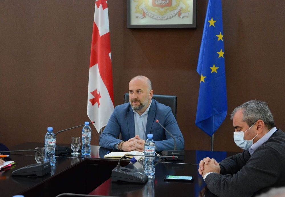იმერეთში ყოველდღიურად იზრდება კოვიდკლინიკებისა და კოვიდსასტუმროების რიცხვი – ზვიად შალამბერიძე