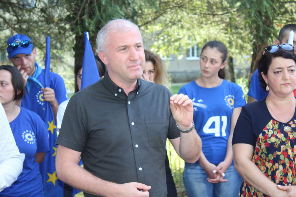 ხონის მერობის კანდიდატი ქუტირის თემის ამომრჩეველს შეხვდა [R]