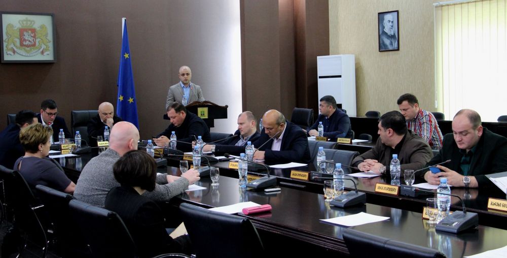 “საკრებულოს რიგგარეშე სხდომა აუცილებლობიდან გამომდინარე დაინიშნა”- ირაკლი შენგელია