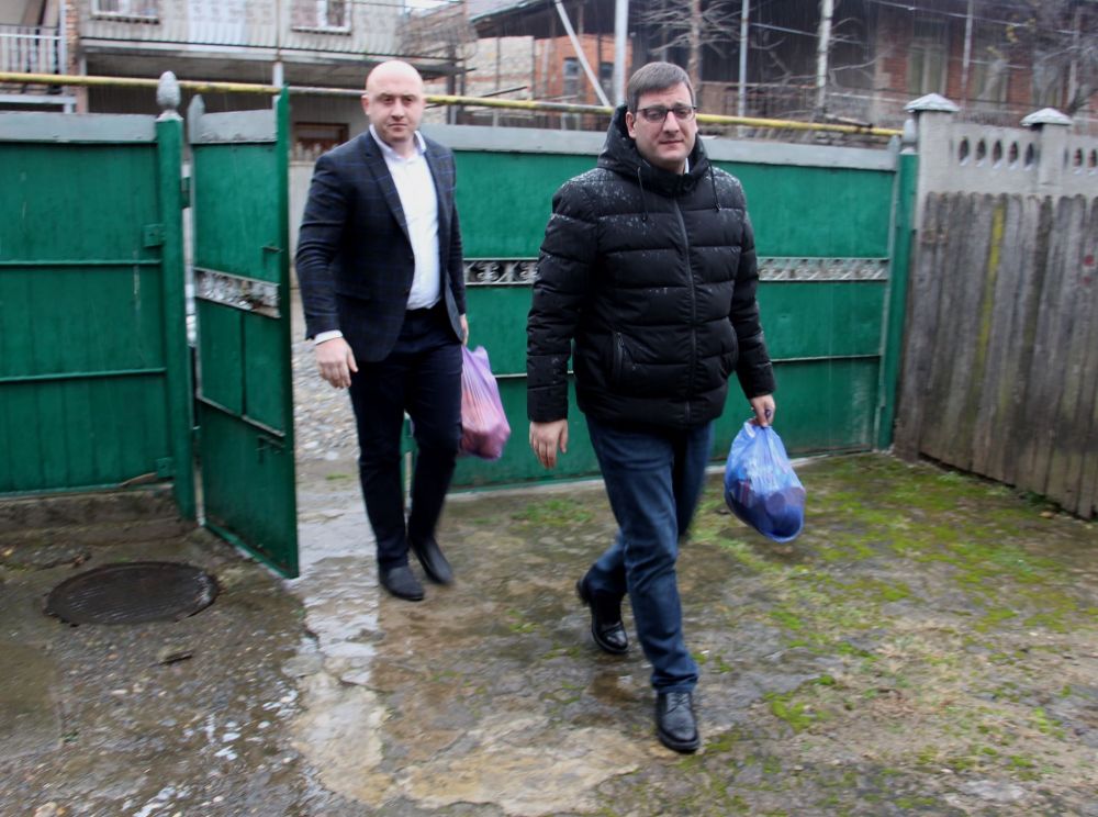 ქუთაისის საკრებულოსა და კლინიკა “ბომონდის” ინიციატივით საქველმოქმედო აქცია გაიმართა