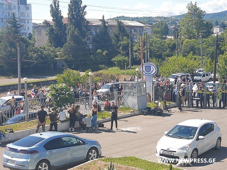 ნამახვანჰესის მოწინააღმდეგე აქტივისტებს  სასამართლომ  გაფრხილება მისცა