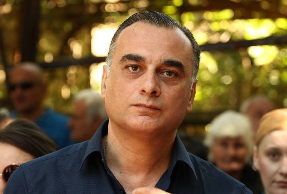 “ქართული ოცნება” კრიტიკული სატელევიზიო არხების დახურვას ცდილობს -ზაალ უდუმაშვილი