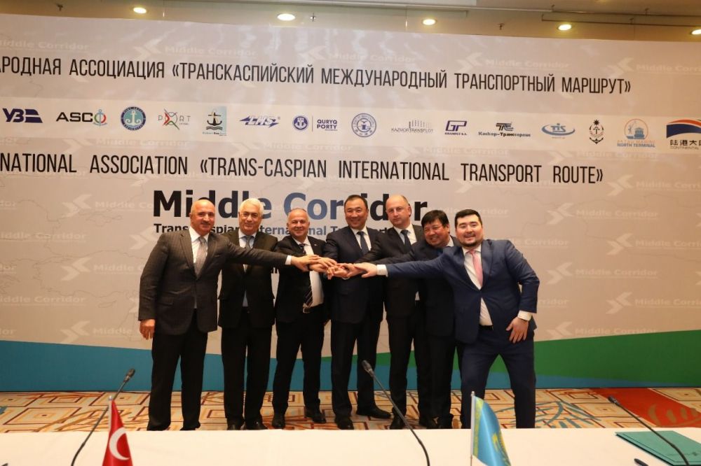 საქართველოს რკინიგზის გენერალურმა დირექტორმა შუა დერეფნის შესაძლებლობები სარკინიგზო ადმინისტრაციების ხელმძღვანელებთან ერთად ანკარაში განიხილა