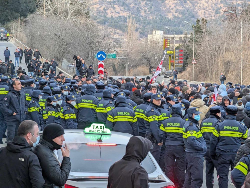 სახალხო დამცველი პოლიციის მხრიდან ძალის გადამეტების ფაქტებთან დაკავშირებით განცხადებას ავრცელებს