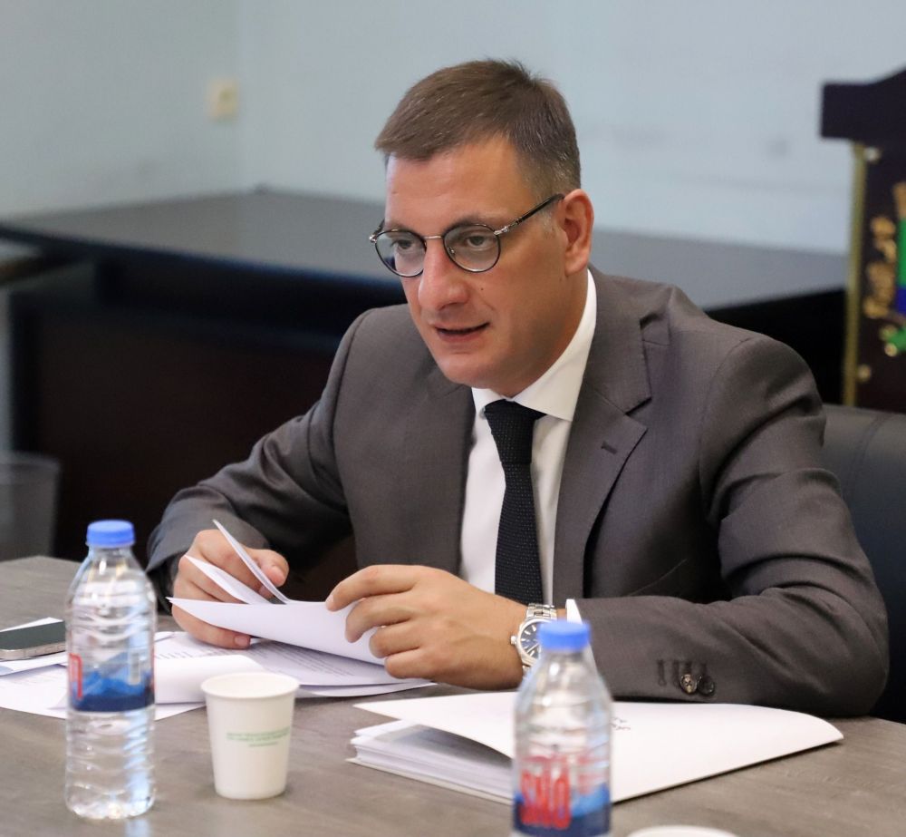 ირაკლი შენგელიამ ქუთაისის საკრებულოს თავმჯდომარის პოსტი დატოვა