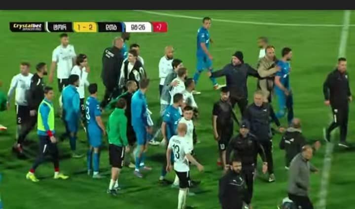 ქუთაისში ტორპედო-დინამოს მატჩი ჩხუბით დასრულდა
