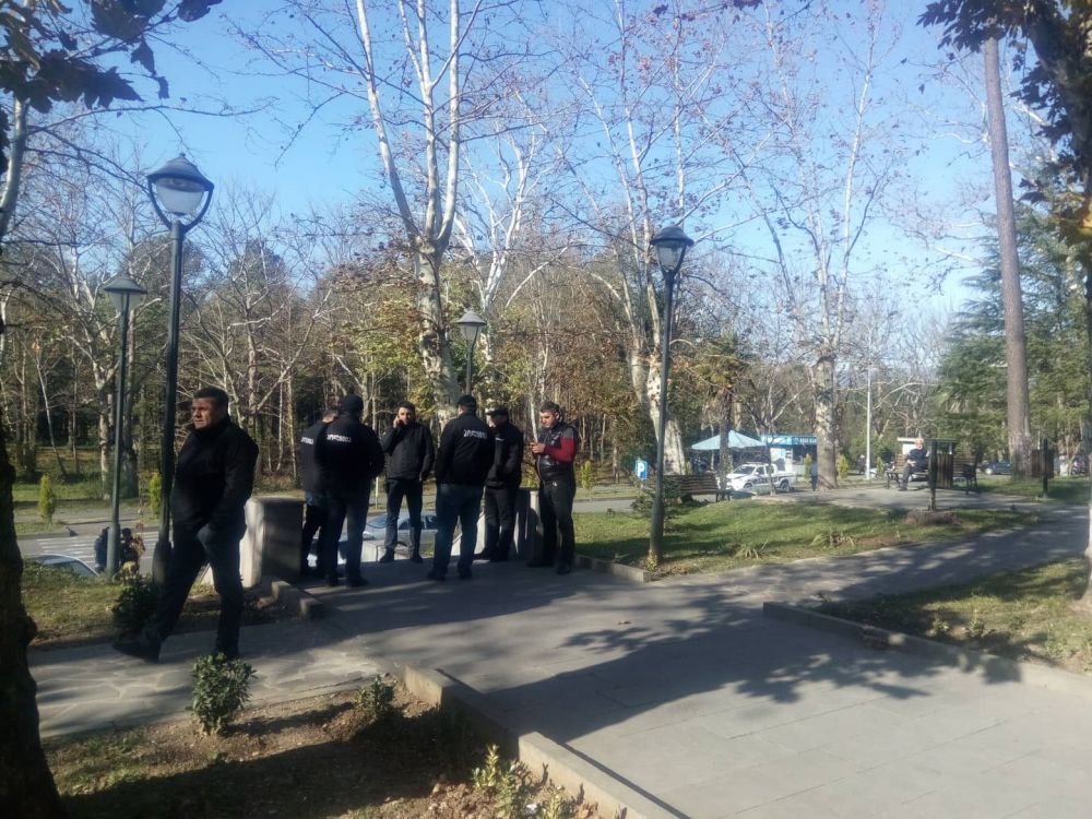 წყალტუბოში ოპოზიცია ცოტნე ზურაბიანის ბიუროს დაბოქლომებას შეეცადა